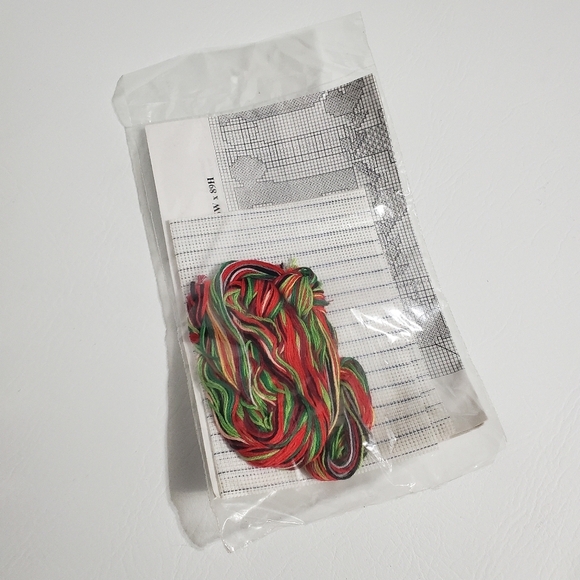 Merry Christmas Cross Stitch Kit - Picture 3 of 4